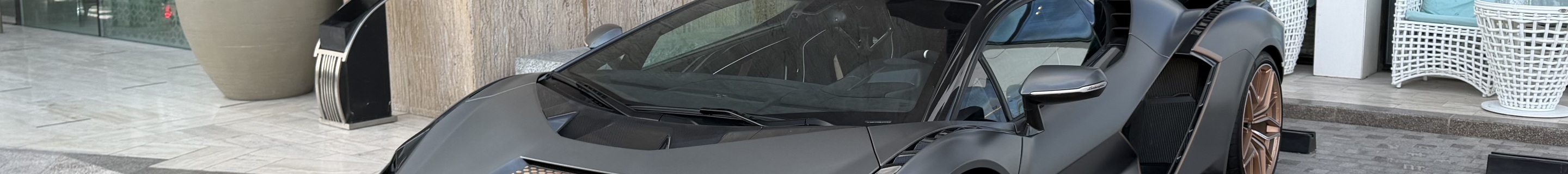 Lamborghini Sián FKP 37