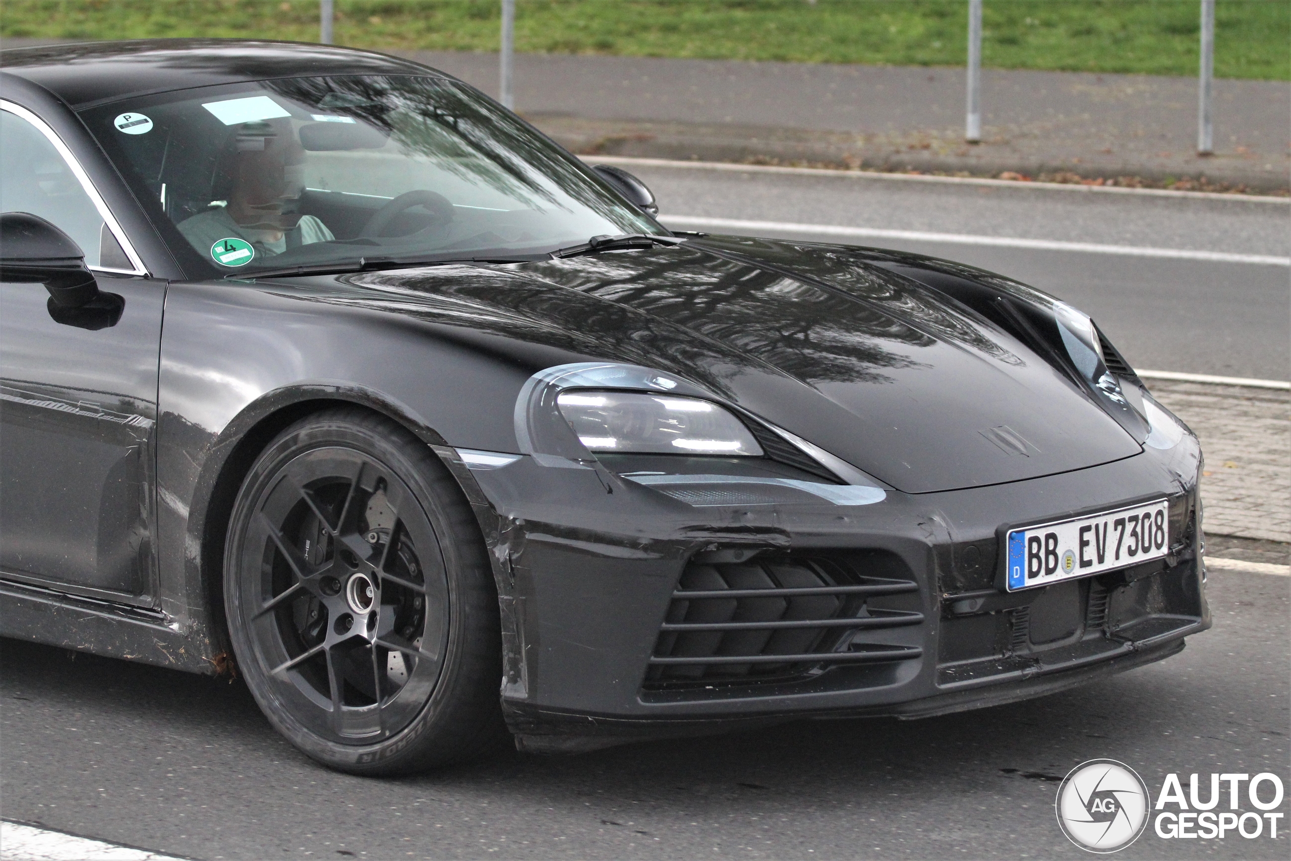 Porsche 718 Cayman EV