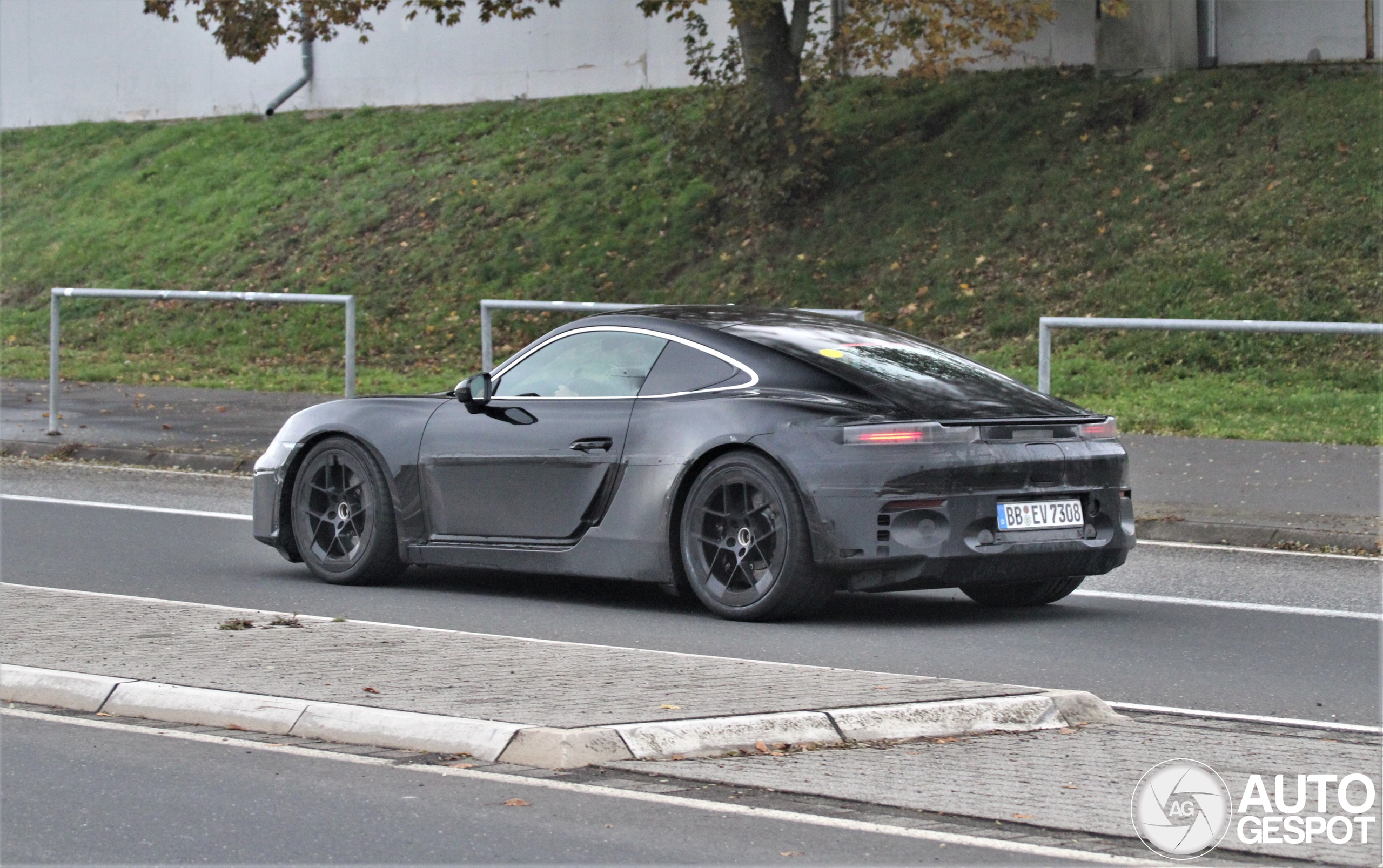 Porsche 718 Cayman EV