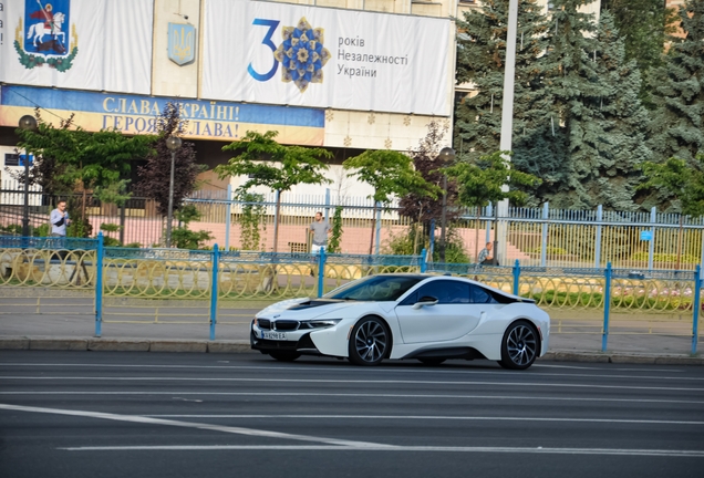 BMW i8
