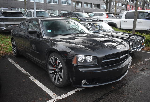 Dodge Charger SRT-8