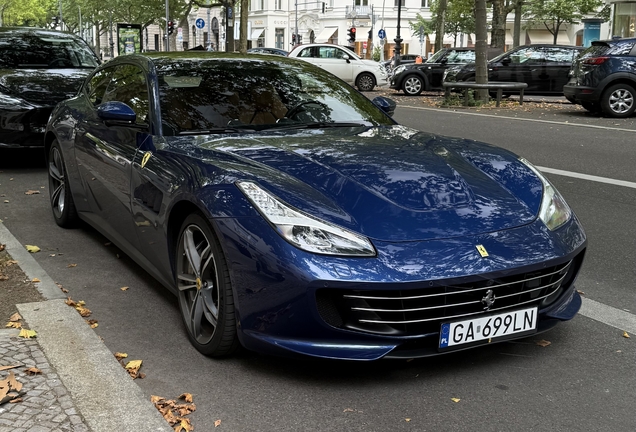 Ferrari GTC4Lusso