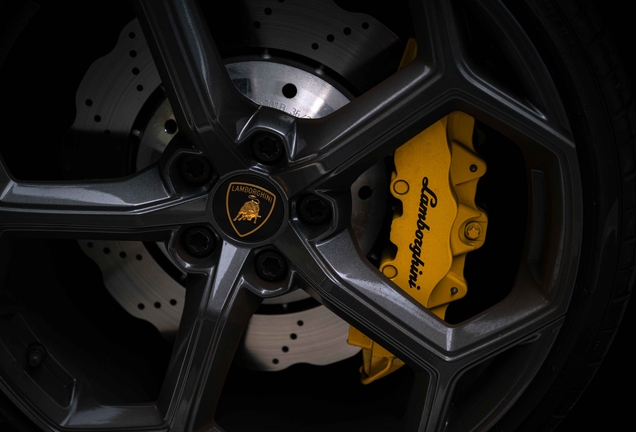 Lamborghini Huracán LP610-2 EVO RWD