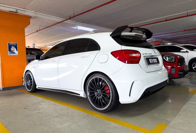 Mercedes-Benz A 45 AMG