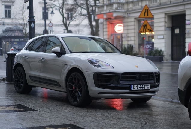 Porsche 95B Macan GTS MkIII