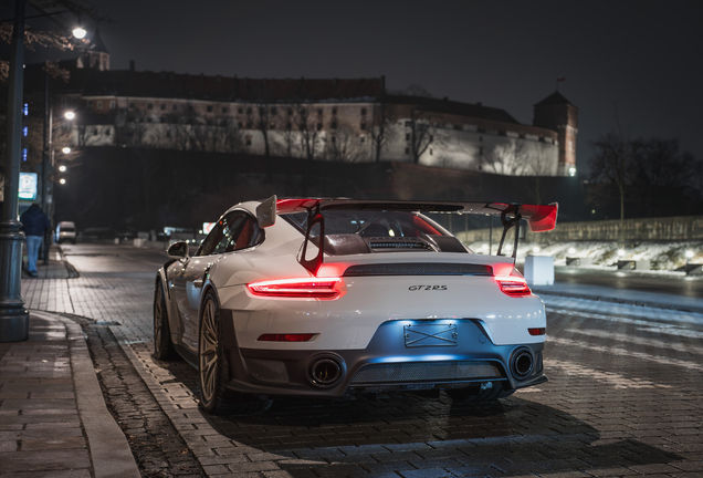Porsche 991 GT2 RS Weissach Package