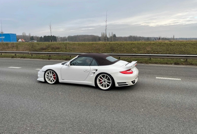 Porsche 997 Turbo Cabriolet MkII 9FF