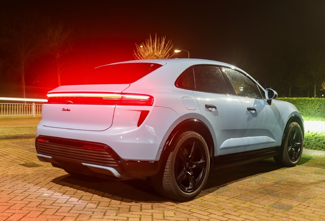 Porsche Macan EV Turbo
