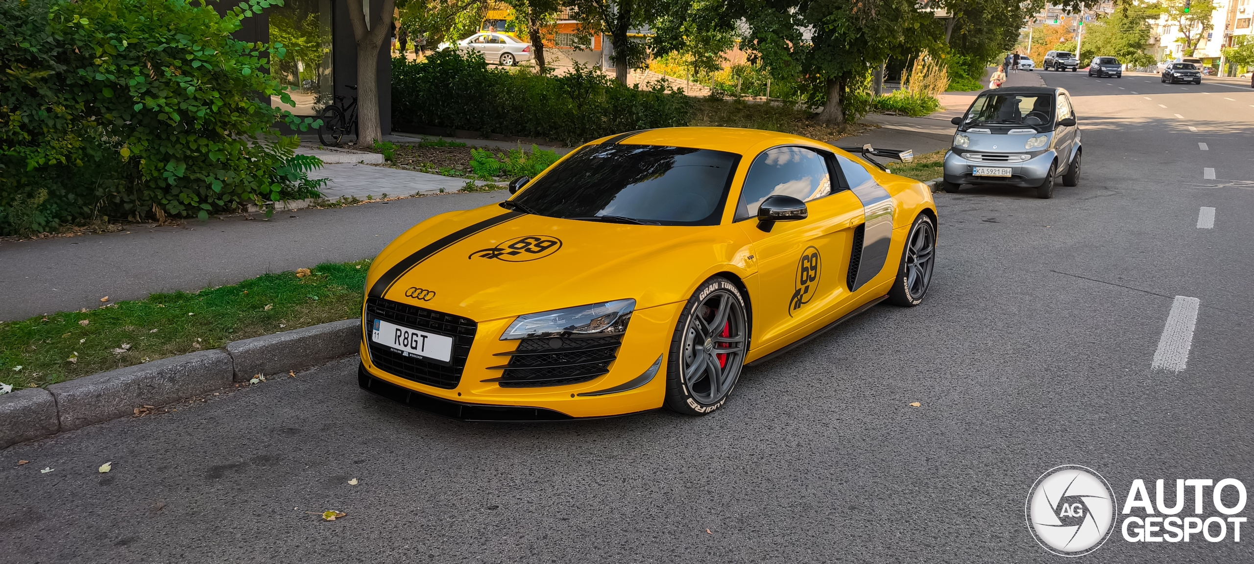 Audi R8