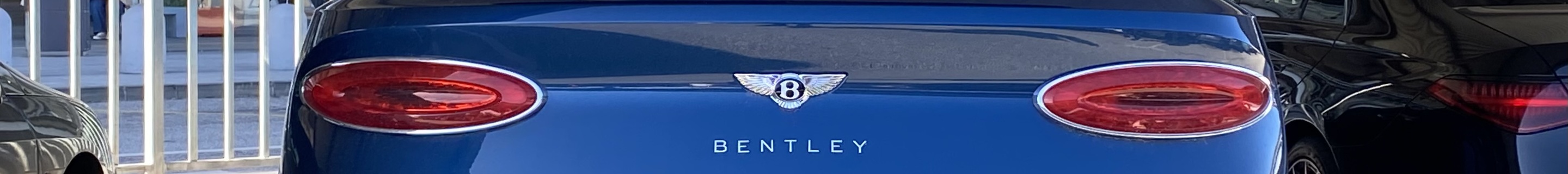 Bentley Bentayga Hybrid 2021