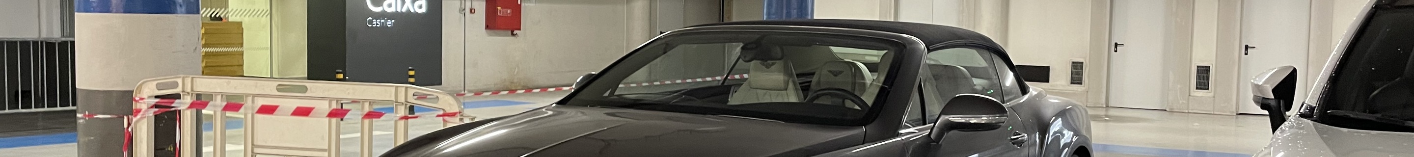 Bentley Continental GTC V8