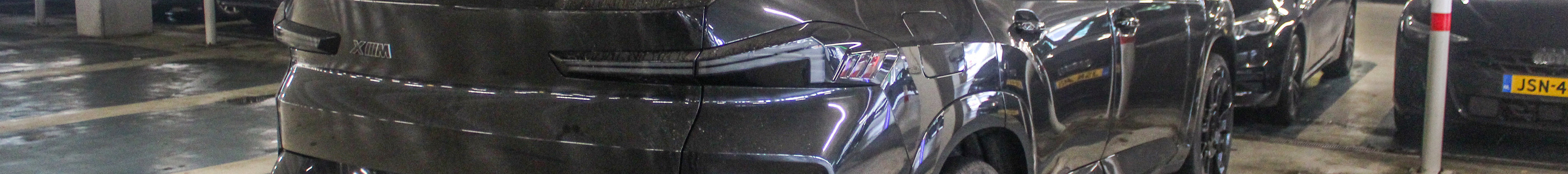 BMW XM G09
