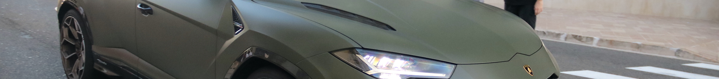 Lamborghini Urus Performante