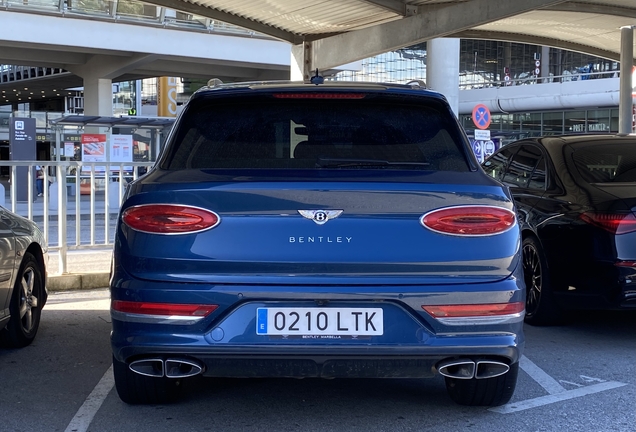 Bentley Bentayga Hybrid 2021