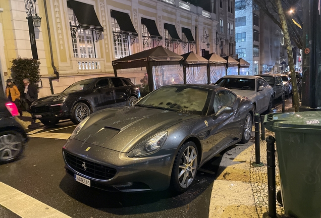 Ferrari California