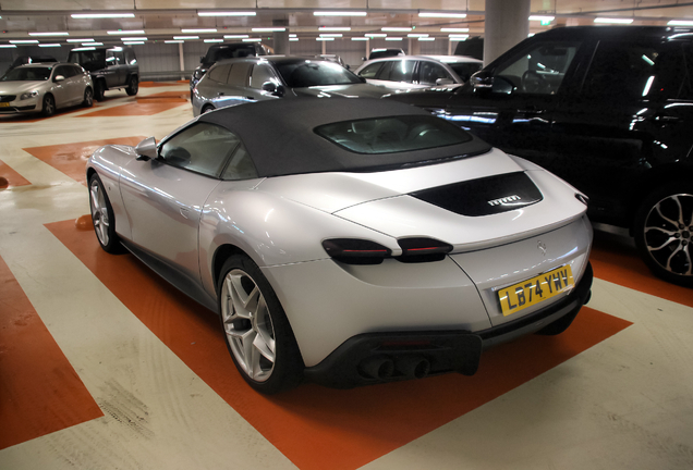 Ferrari Roma Spider
