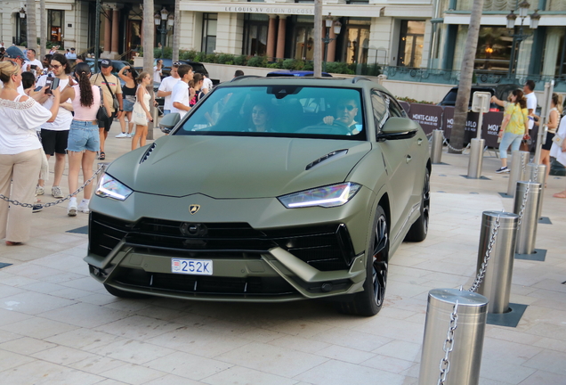 Lamborghini Urus S