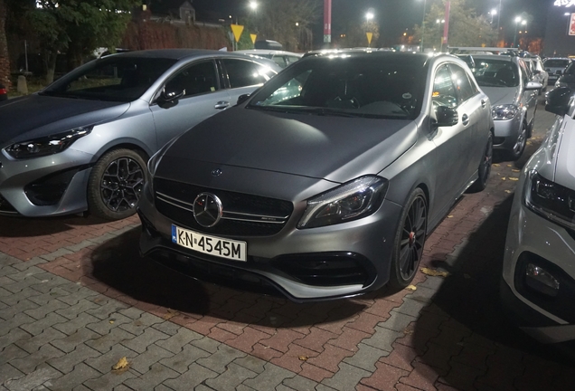 Mercedes-AMG A 45 W176 2015