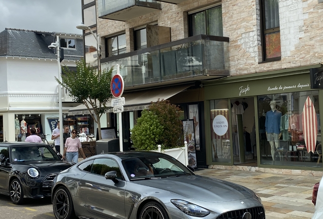 Mercedes-AMG GT 63 C192
