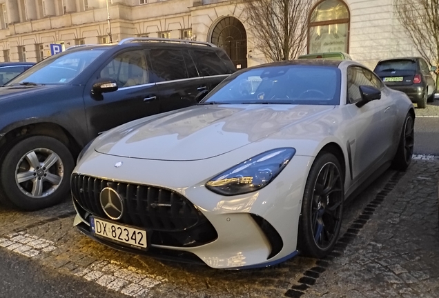 Mercedes-AMG GT 63 C192