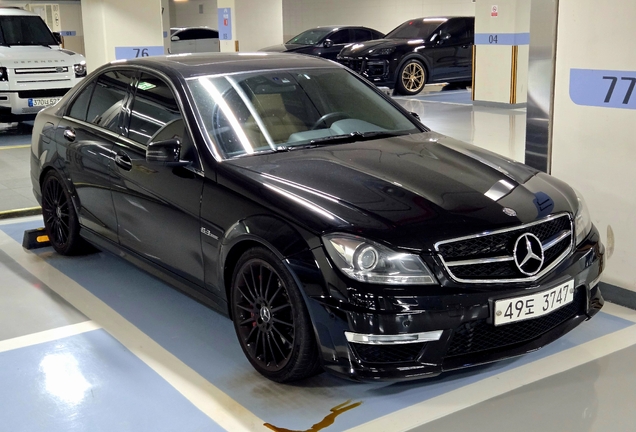 Mercedes-Benz C 63 AMG W204 2012