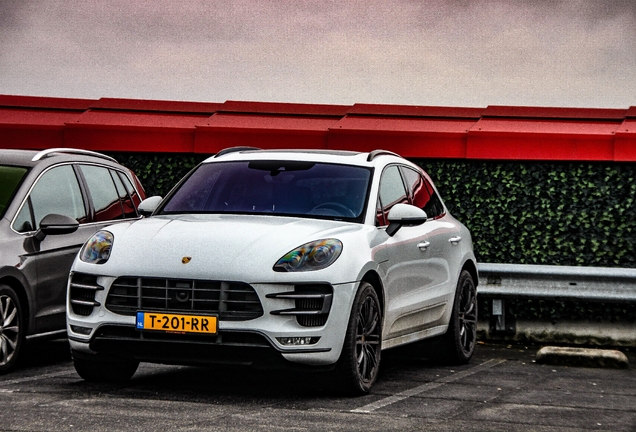 Porsche 95B Macan Turbo MkI
