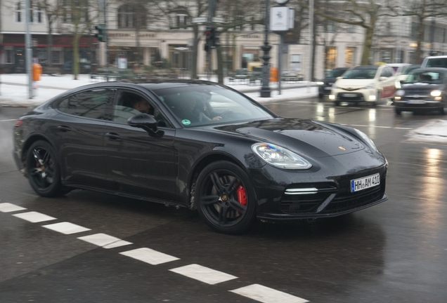 Porsche 971 Panamera Turbo MkI