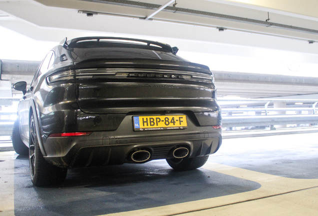 Porsche Cayenne Coupé Turbo E-Hybrid