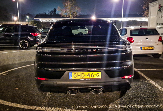 Porsche Cayenne Coupé Turbo E-Hybrid
