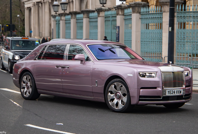 Rolls-Royce Phantom VIII EWB Series II