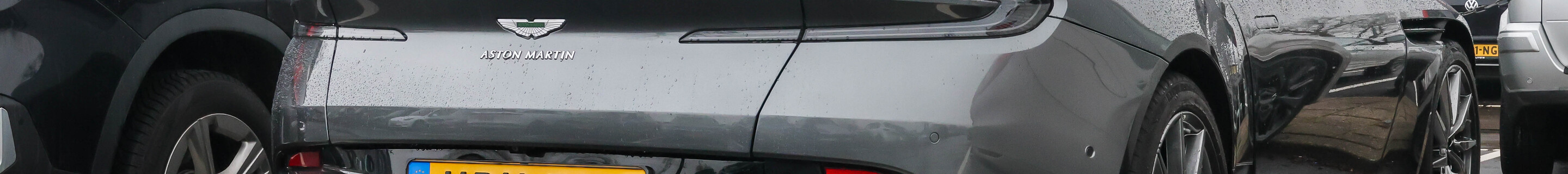 Aston Martin DB11 V8 Volante