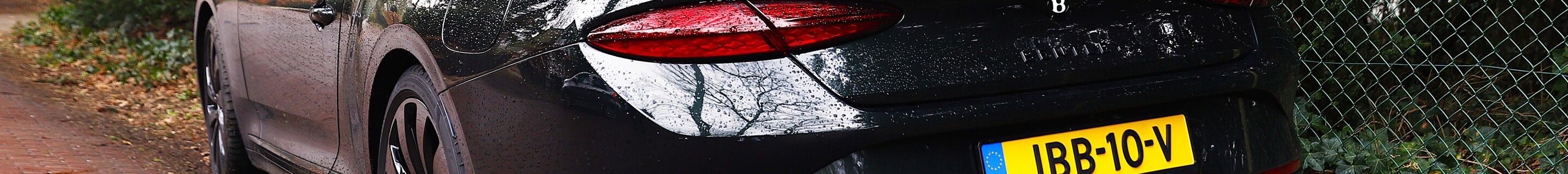 Bentley Continental GTC 2025