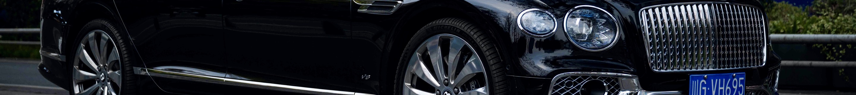 Bentley Flying Spur V8 2021