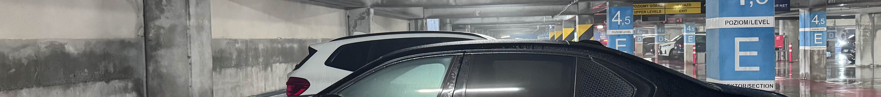 BMW M760e xDrive