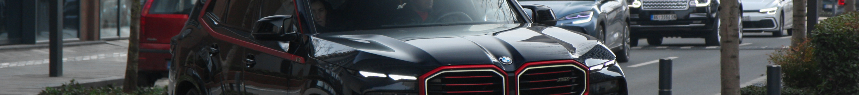 BMW XM G09 Label Red