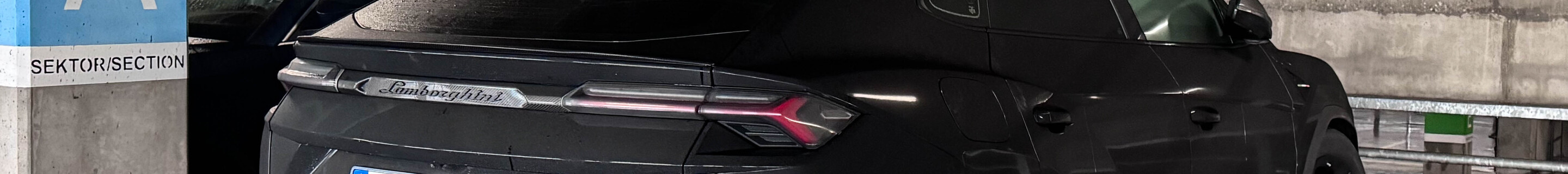 Lamborghini Urus Performante