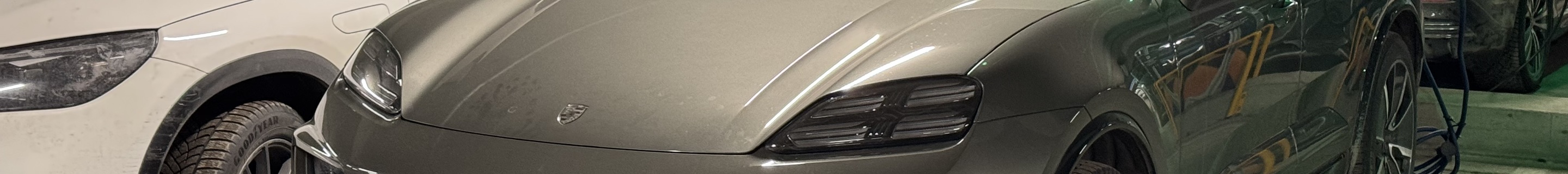 Porsche Macan EV Turbo