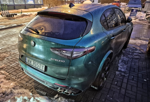 Alfa Romeo Stelvio Quadrifoglio 2023