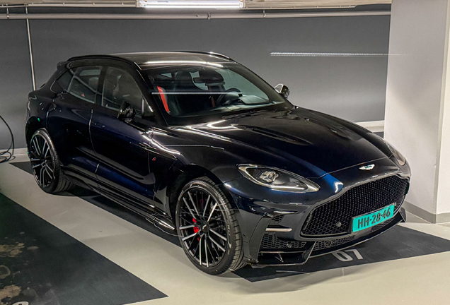 Aston Martin DBX S