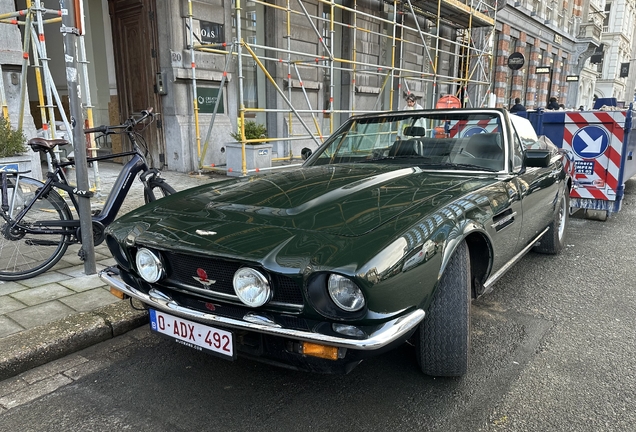 Aston Martin V8 Volante 1978-1990
