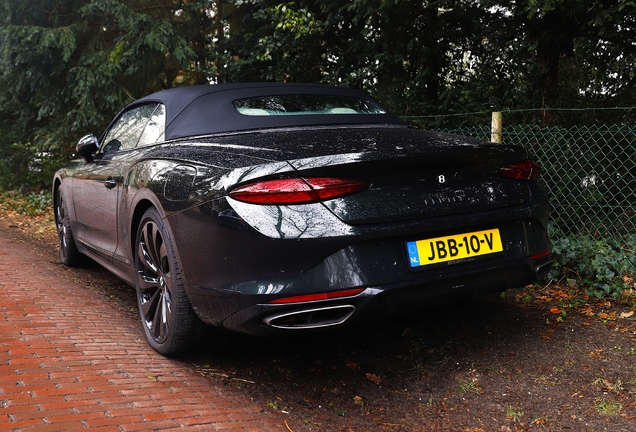 Bentley Continental GTC 2025