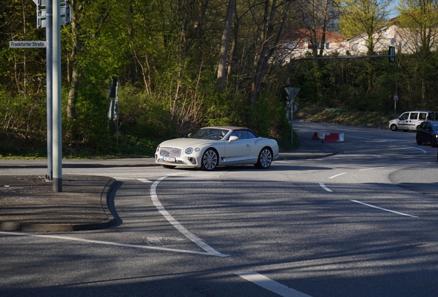 Bentley Continental GTC V8 2020