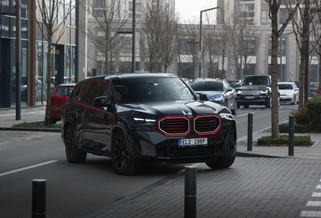 BMW XM G09 Label Red