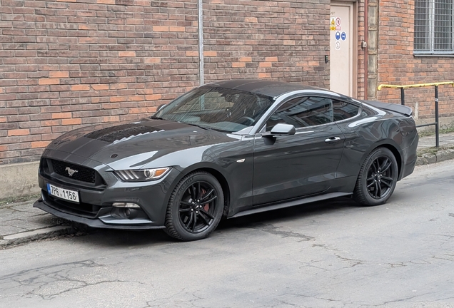 Ford Mustang GT 2015
