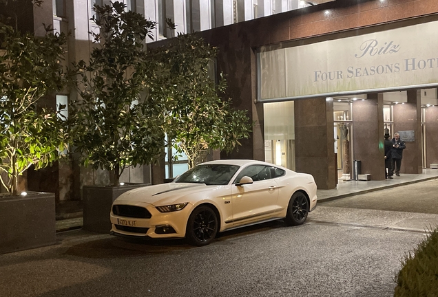 Ford Mustang GT 2015