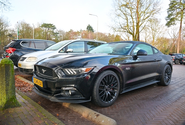 Ford Mustang GT 2015