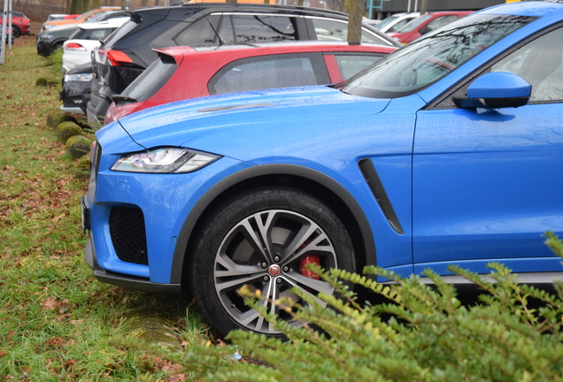 Jaguar F-PACE SVR