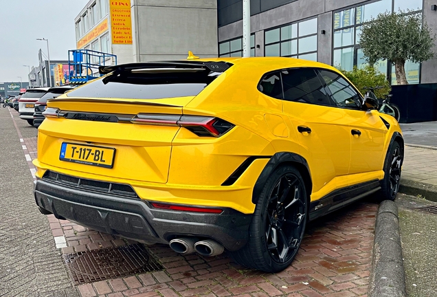 Lamborghini Urus Performante
