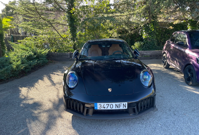 Porsche 992 Carrera 4 GTS MkII