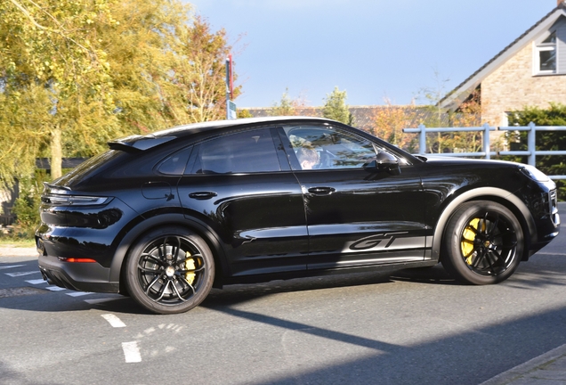 Porsche Cayenne Coupé Turbo E-Hybrid